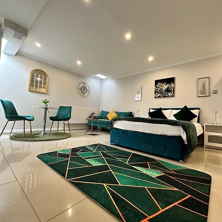 Luxury Studio Apartment Harrow on the Hill Kültér fotó