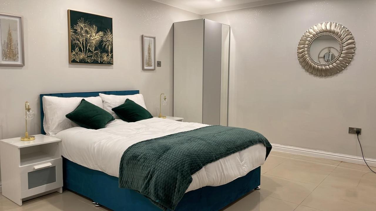 Luxury Studio Apartment Harrow on the Hill Kültér fotó