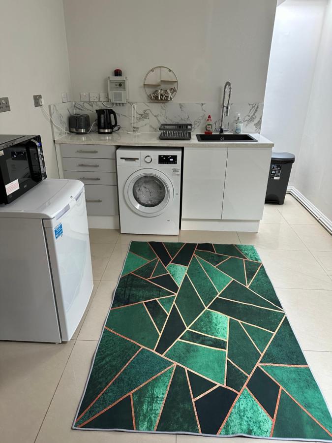 Luxury Studio Apartment Harrow on the Hill Kültér fotó