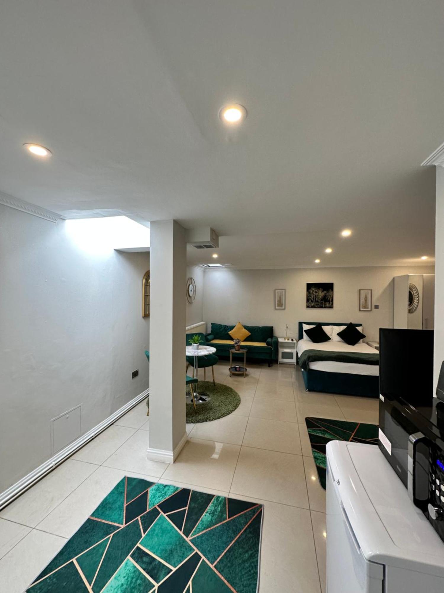 Luxury Studio Apartment Harrow on the Hill Kültér fotó