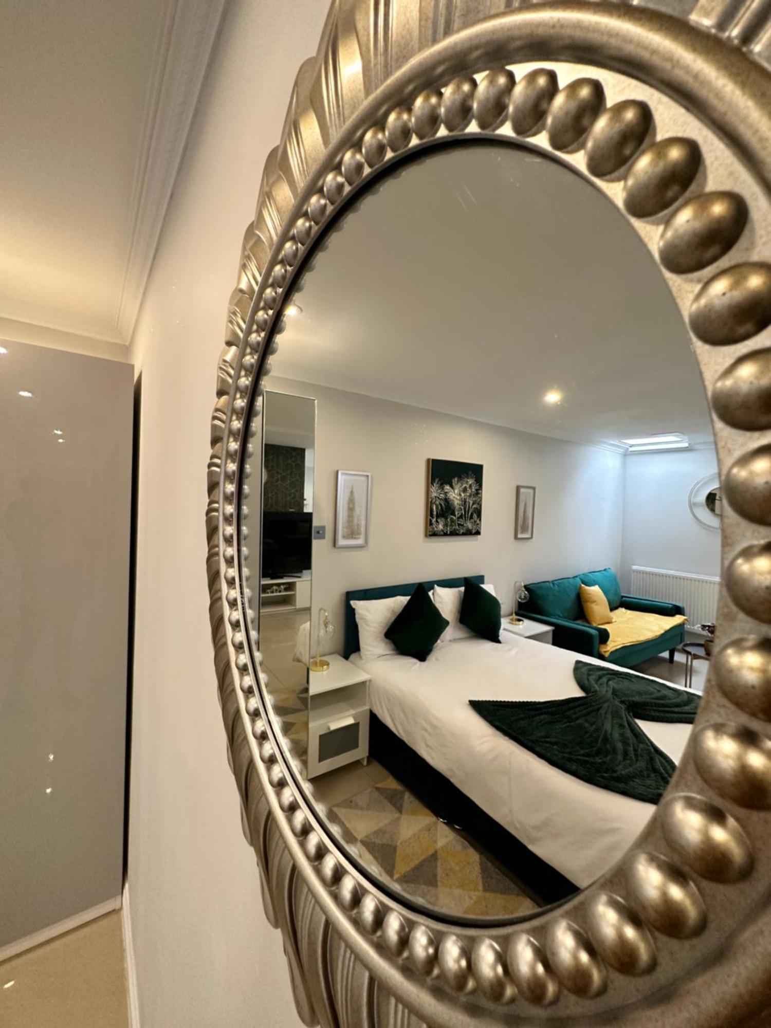 Luxury Studio Apartment Harrow on the Hill Kültér fotó